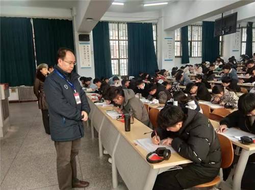 http://www.xxu.edu.cn/__local/C/E9/29/B82CD6E68937880E006FDBBA7B4_B7DD4E27_15EAD.jpg