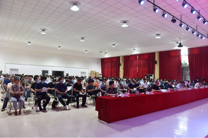 https://www.xxu.edu.cn/__local/B/E9/06/FD79AADBBF810B9368D2DA690BE_B541030E_368007.png